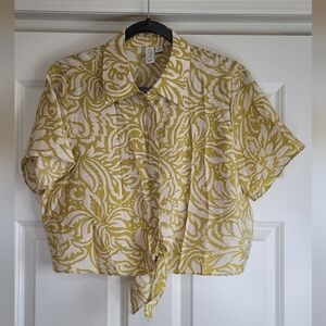 Joie Yellow & White Floral Print Cropped Camp Shirt w/ Tie Hem - Size M